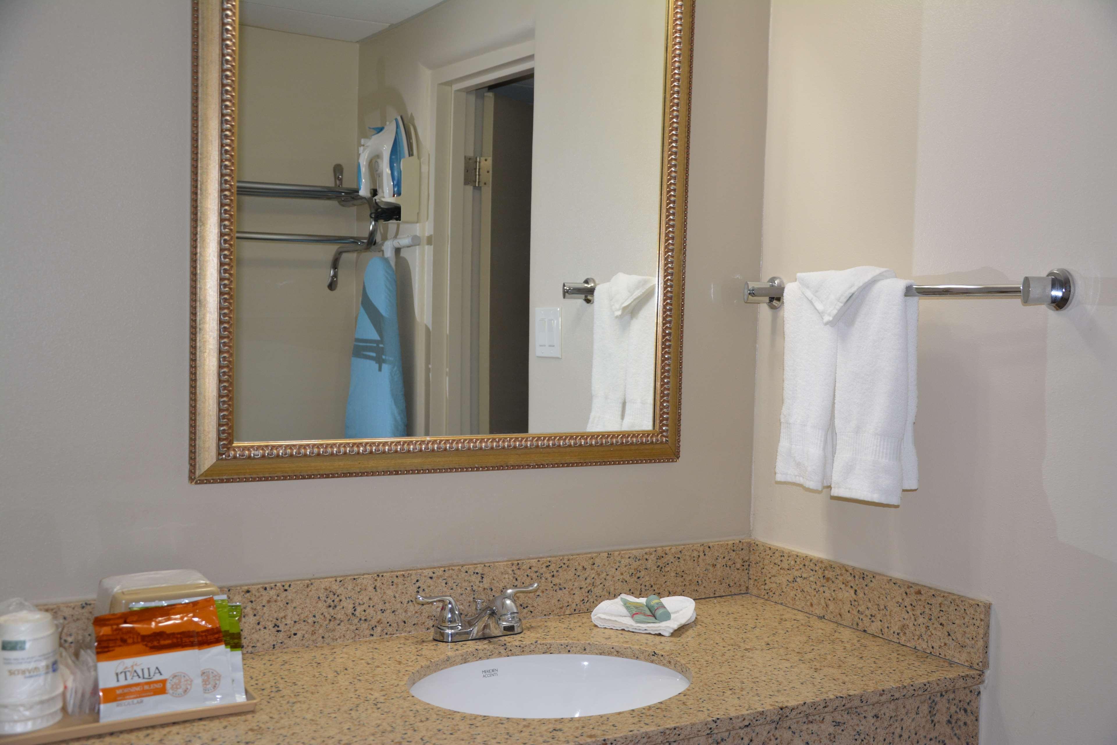 Western El Rancho Palacio Hotel 3*