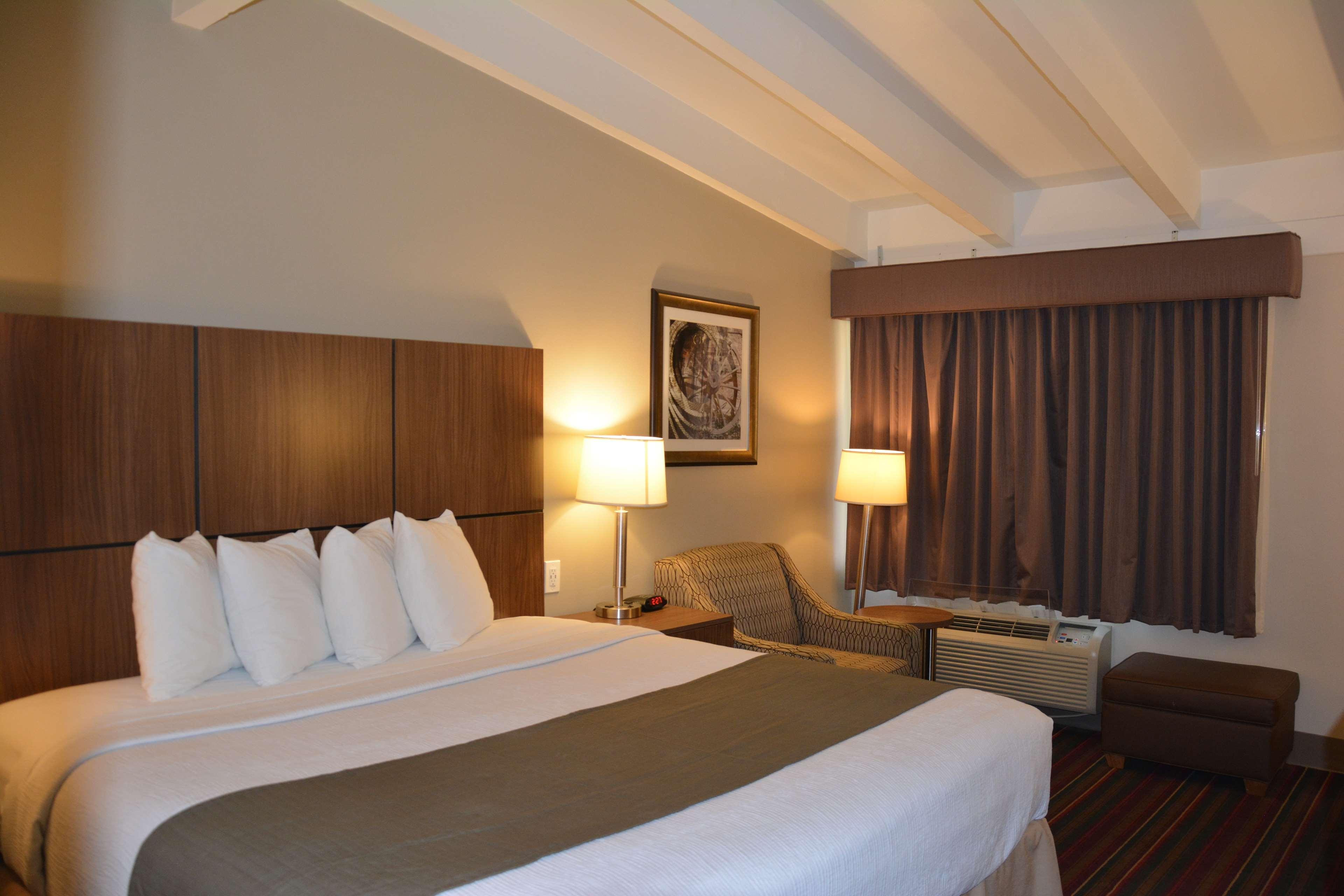 Best Western El Rancho Palacio Hotel